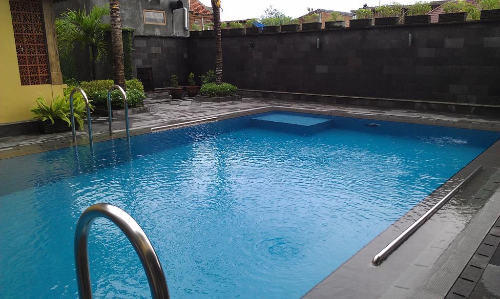 Ndalem Bantul Hotel Gandok Luaran gambar