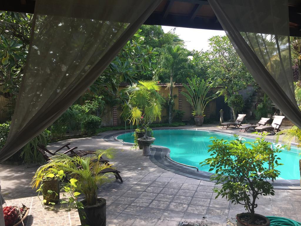 Ndalem Bantul Hotel Gandok Luaran gambar