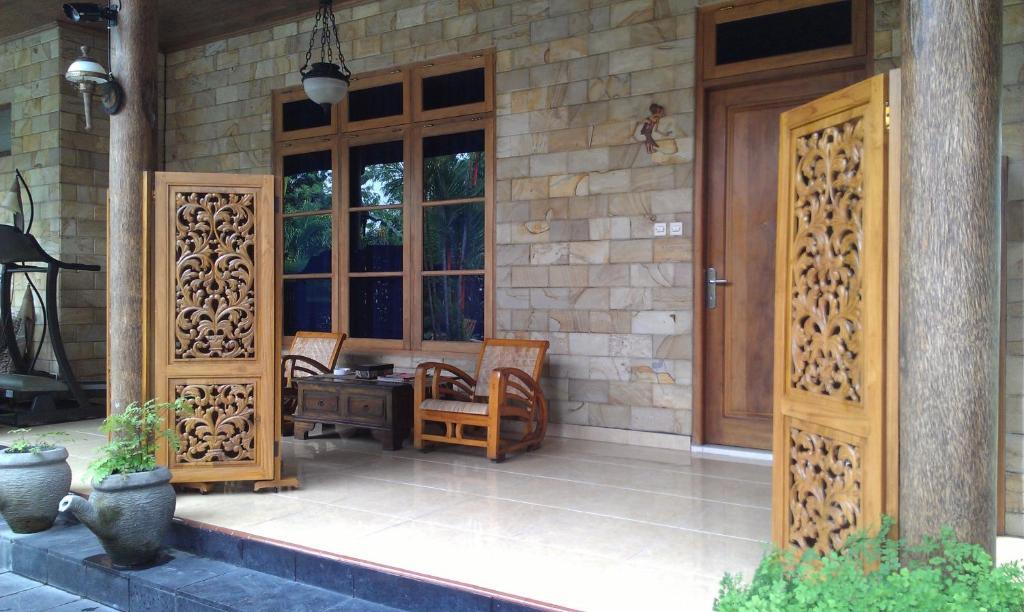 Ndalem Bantul Hotel Gandok Luaran gambar