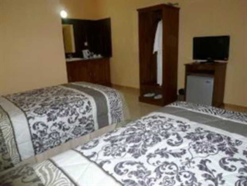 Ndalem Bantul Hotel Gandok Luaran gambar