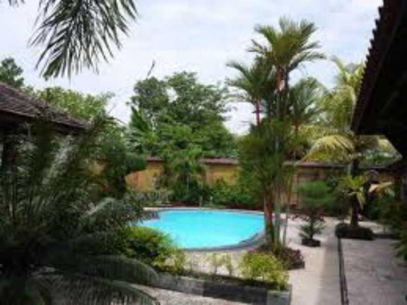 Ndalem Bantul Hotel Gandok Luaran gambar