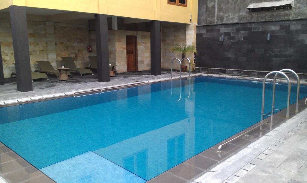 Ndalem Bantul Hotel Gandok Luaran gambar