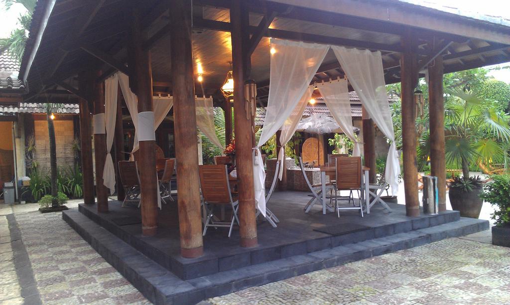 Ndalem Bantul Hotel Gandok Luaran gambar
