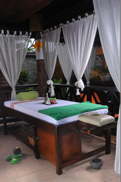 Ndalem Bantul Hotel Gandok Luaran gambar